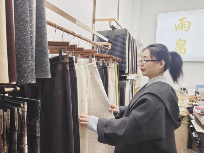 破内卷？柯桥纺企先行一“布”long88龙8国际扩内需、(图5)