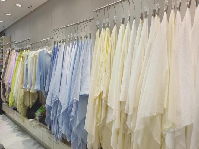 破内卷？柯桥纺企先行一“布”long88龙8国际扩内需、(图6)